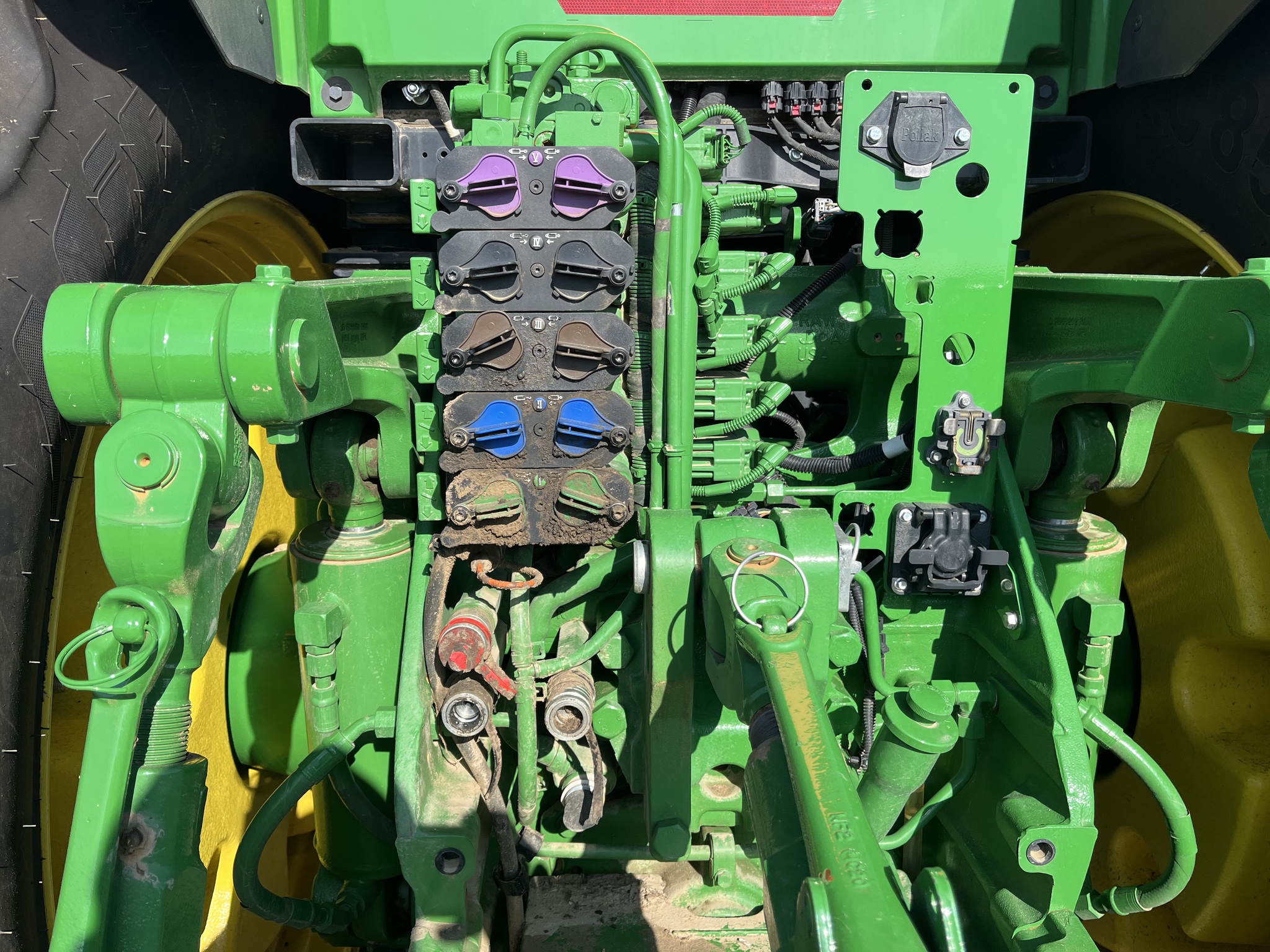 2024 John Deere 8R 250 Image 8