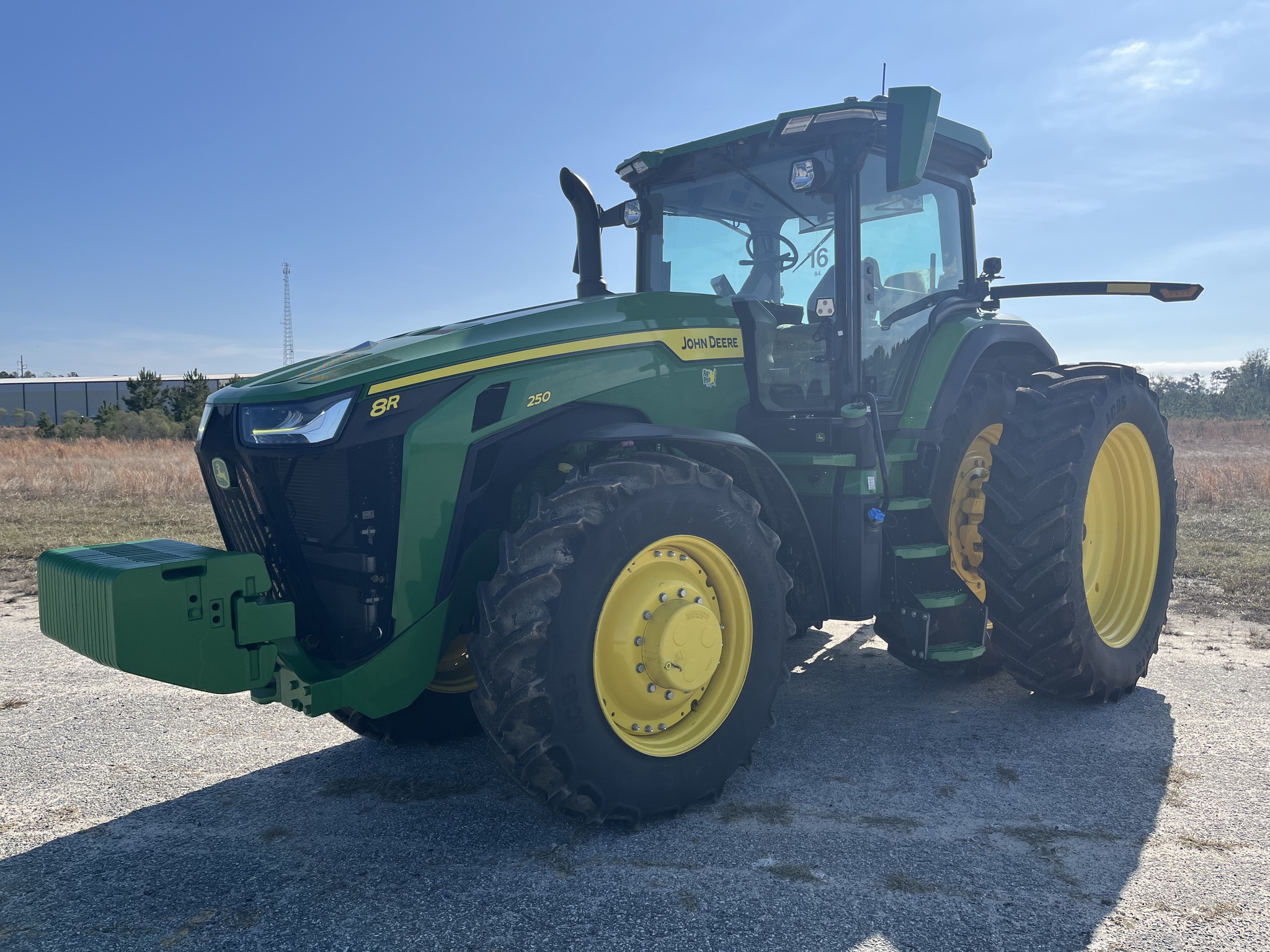 2024 John Deere 8R 250 Image 10