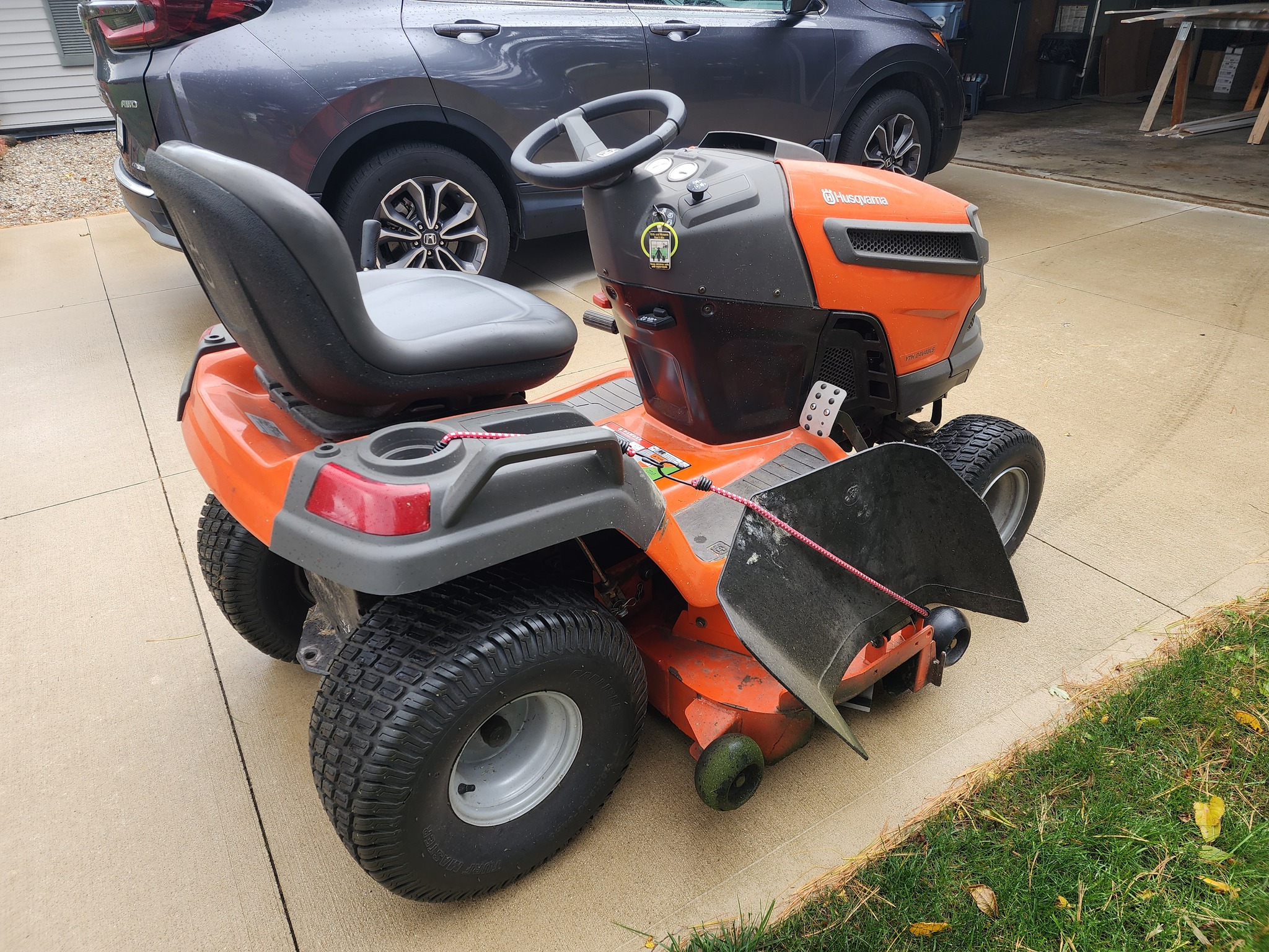 2009 Husqvarna YTH24V48LS Image 5