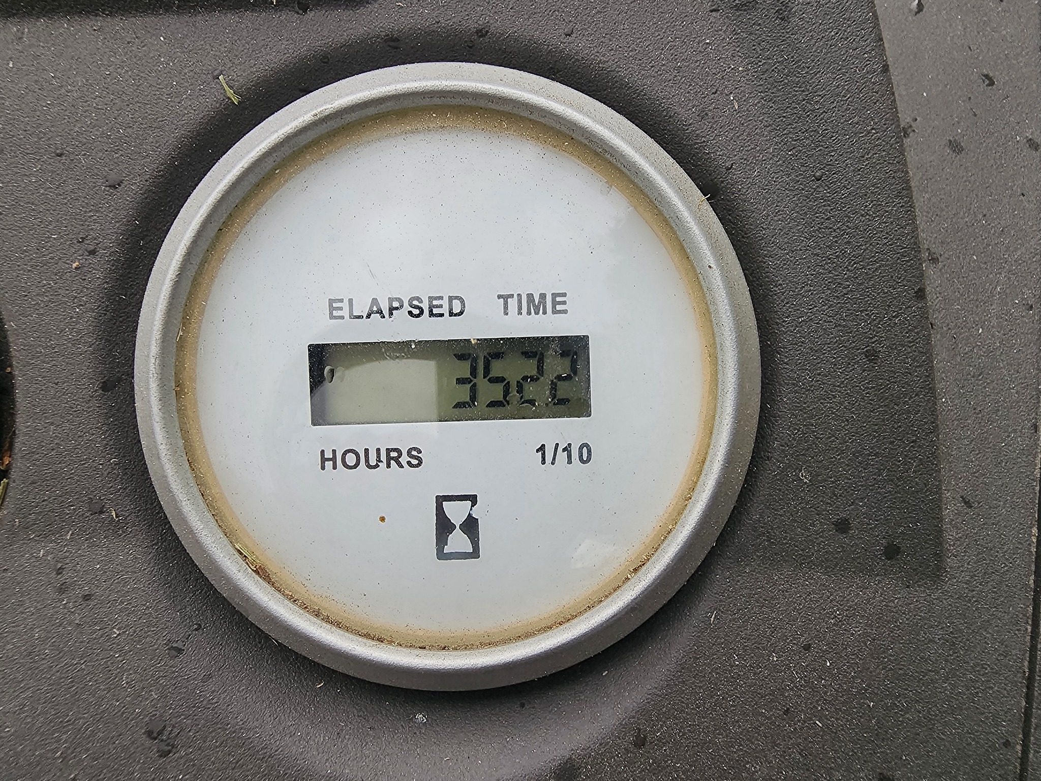 2009 Husqvarna YTH24V48LS Image 9