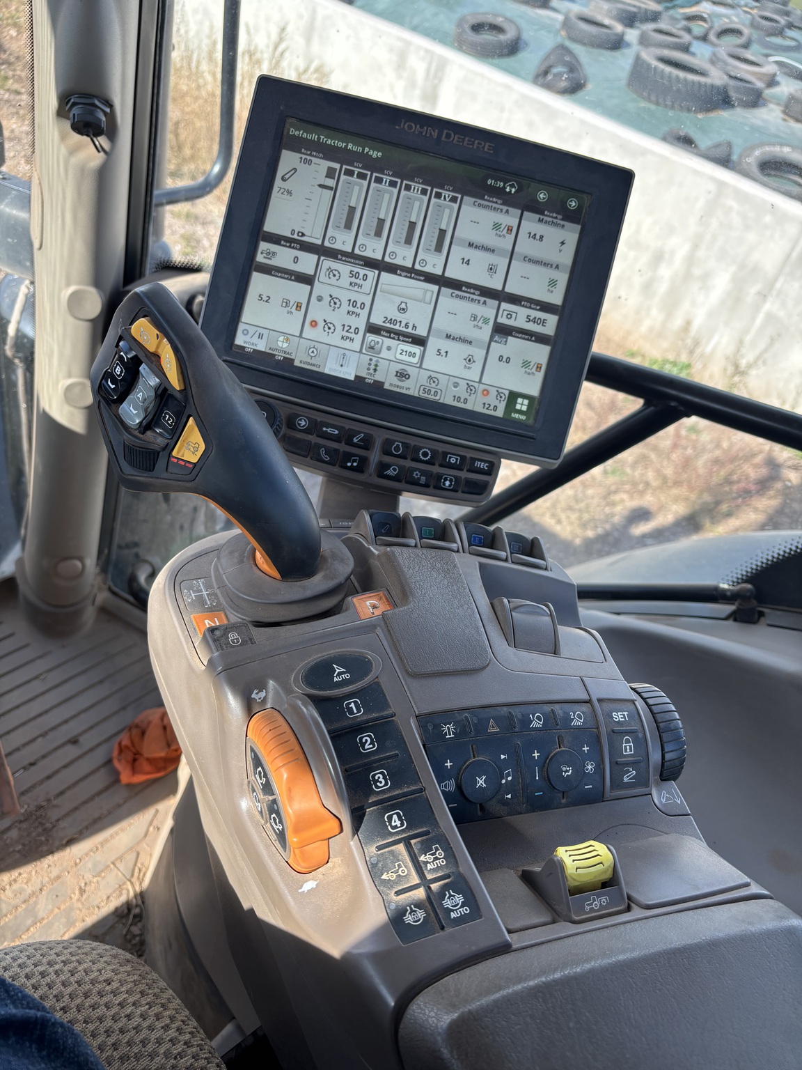 2020 John Deere 6175R Image 7