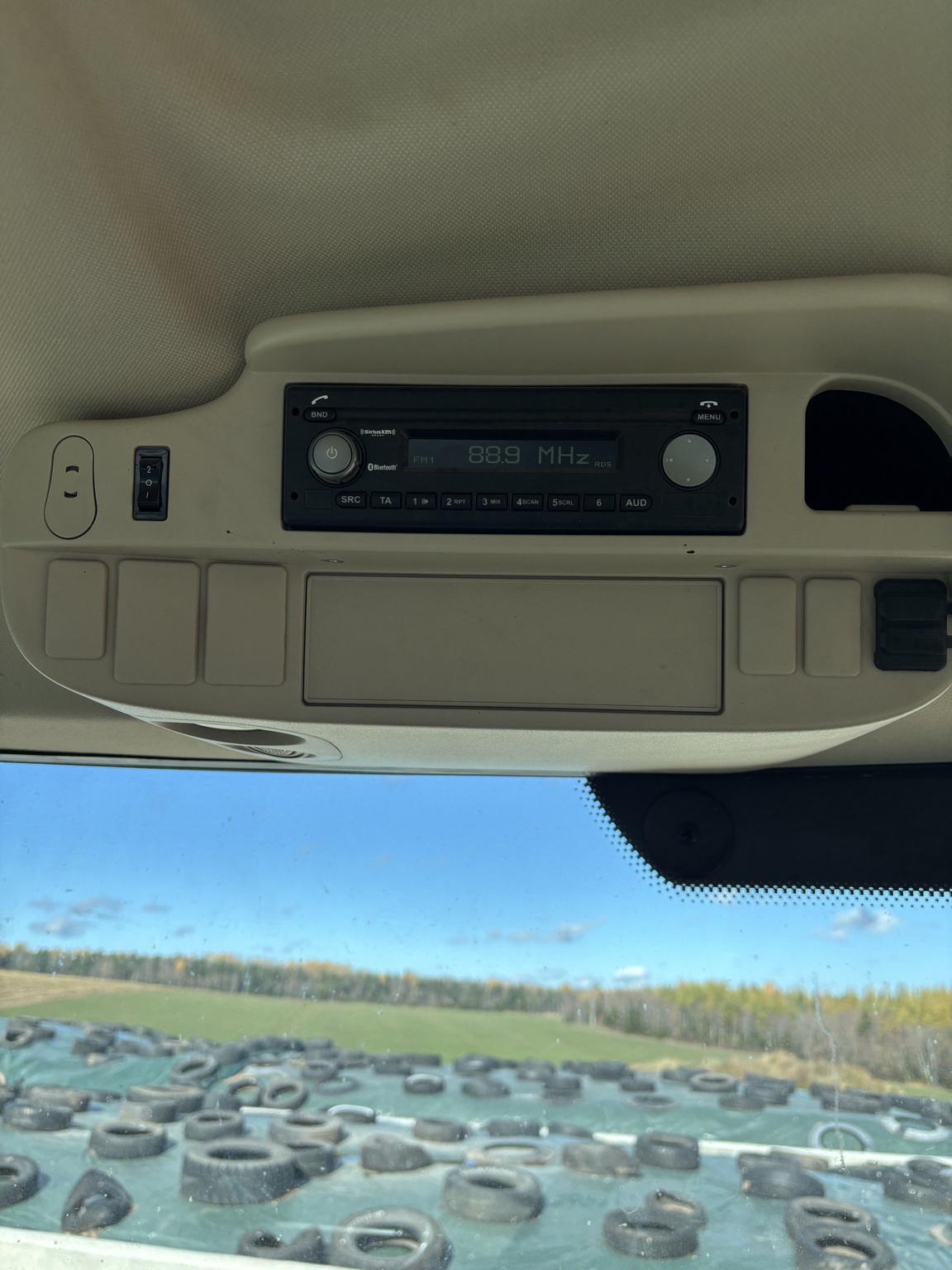 2020 John Deere 6175R Image 8