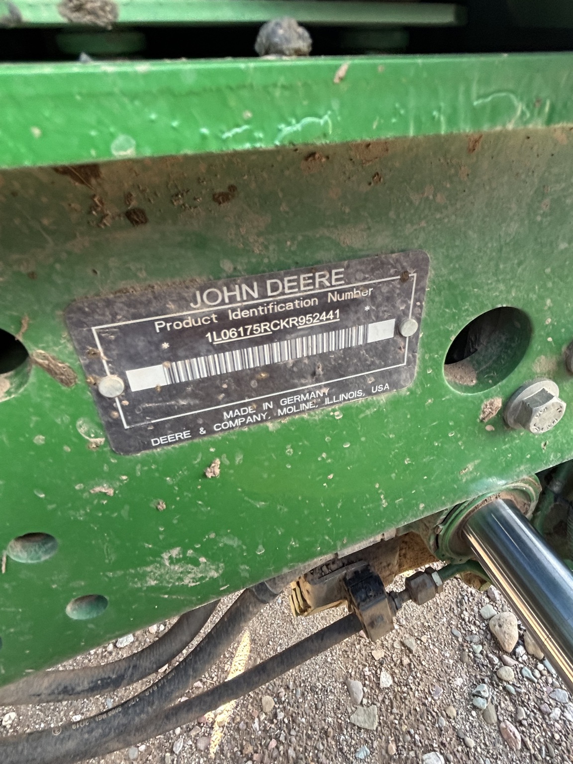 2020 John Deere 6175R Image 2