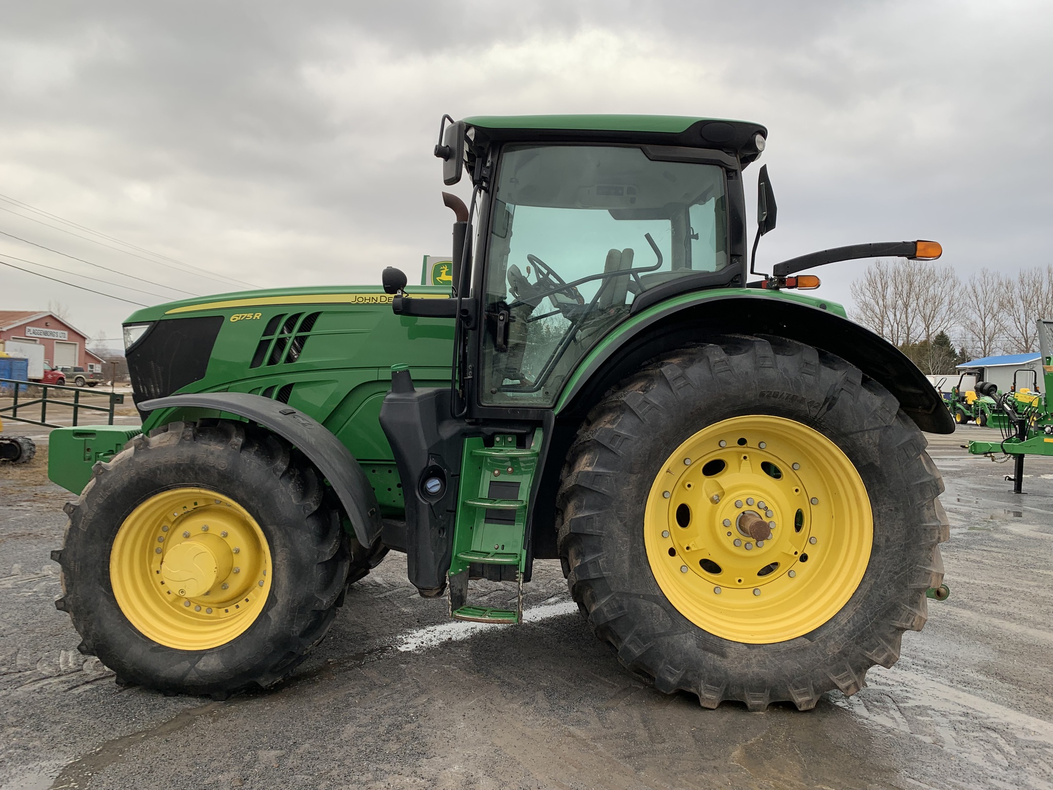 2020 John Deere 6175R Image 1