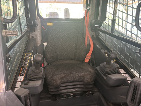 2023 John Deere 333G