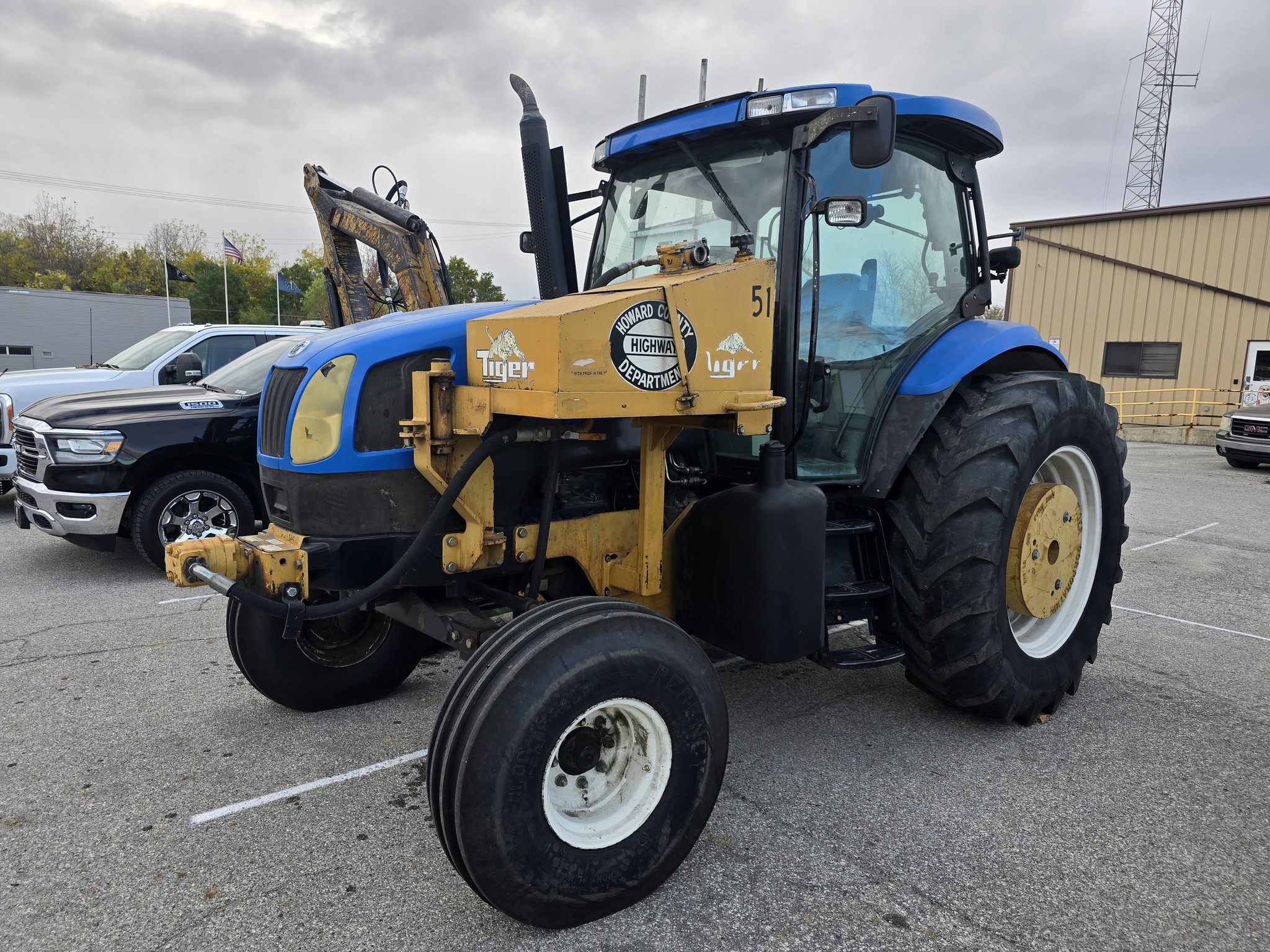 2005 New Holland TS115A Std.Cab Image 3