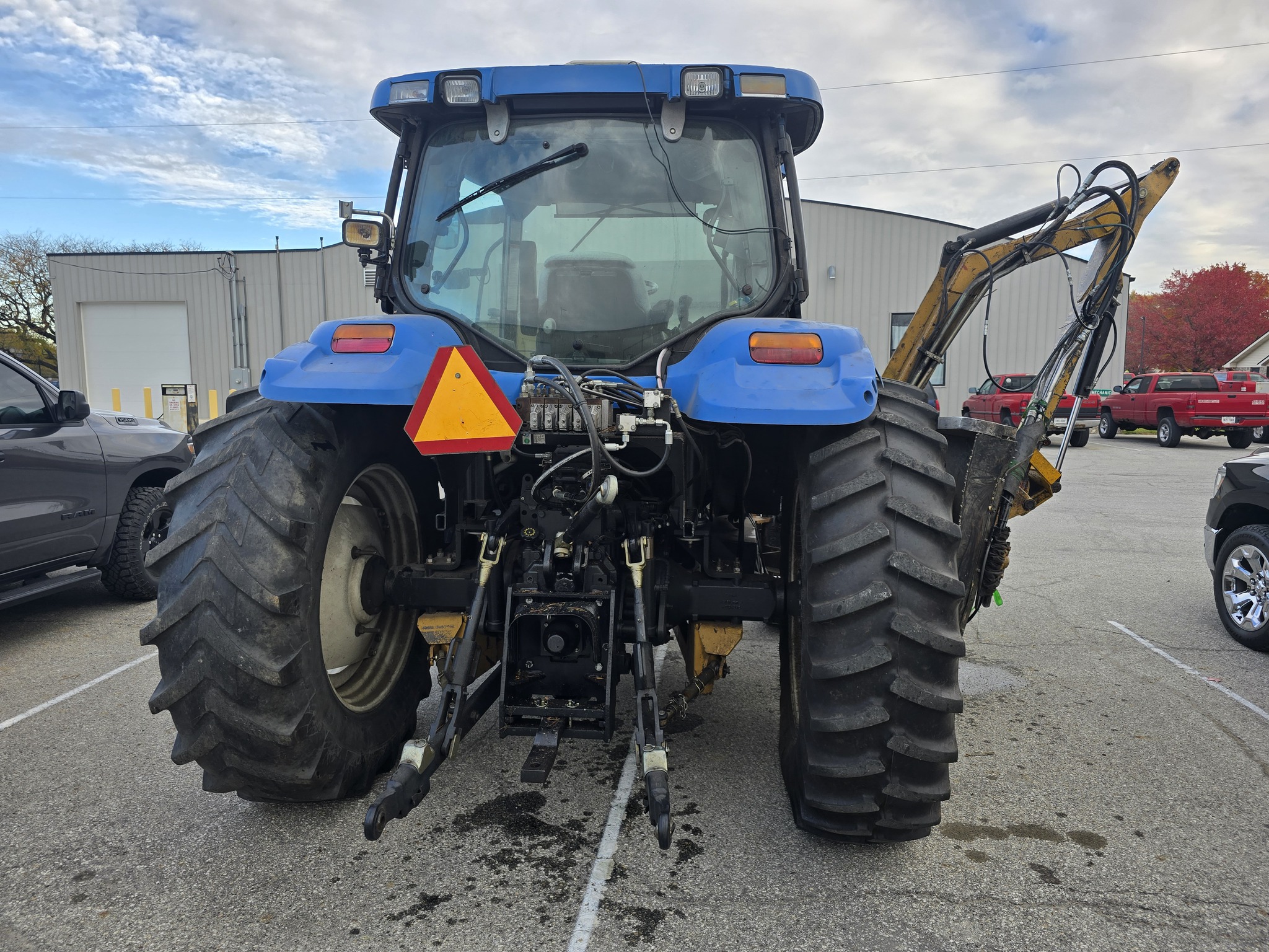 2005 New Holland TS115A Std.Cab Image 5