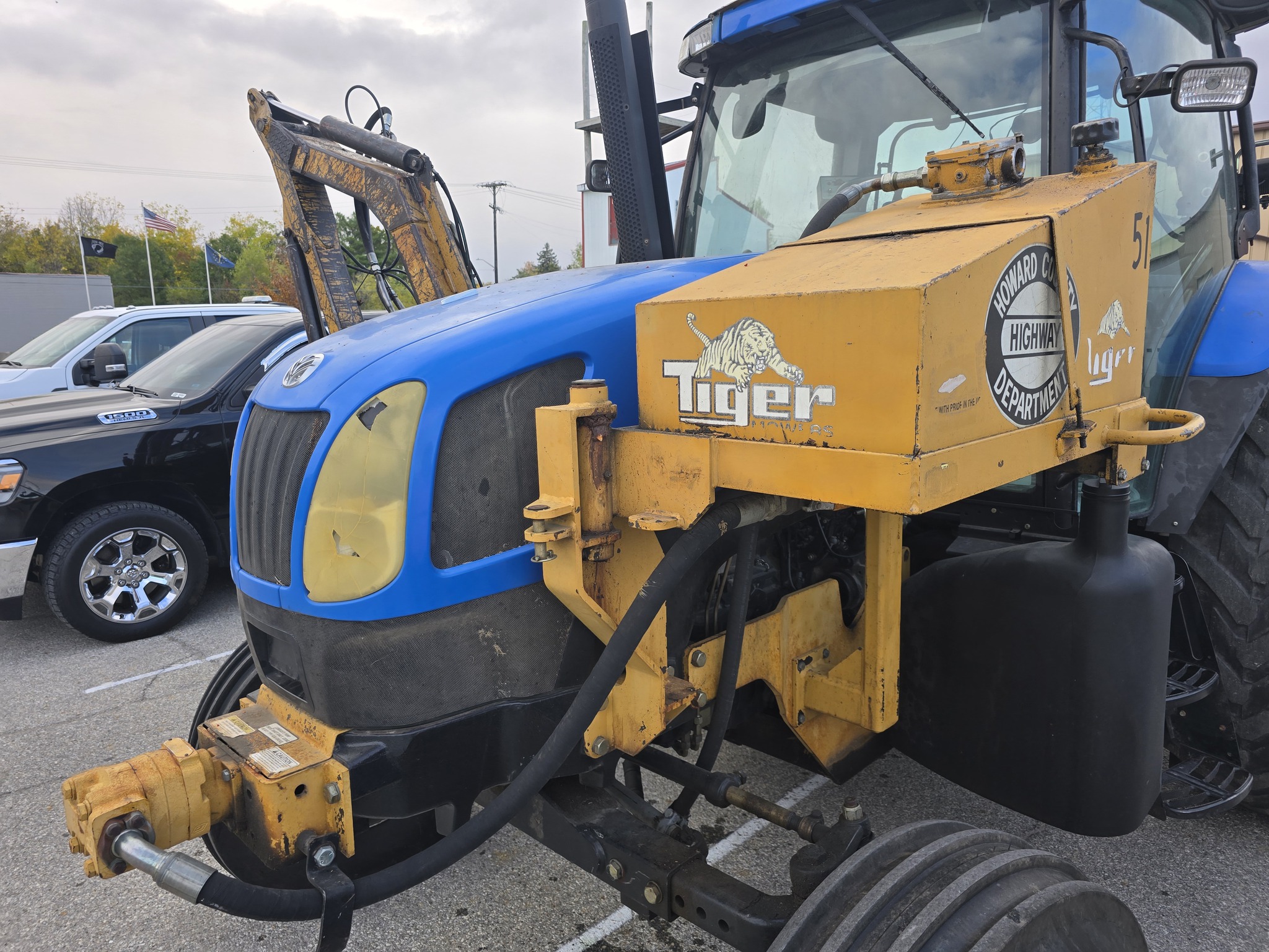 2005 New Holland TS115A Std.Cab Image 10