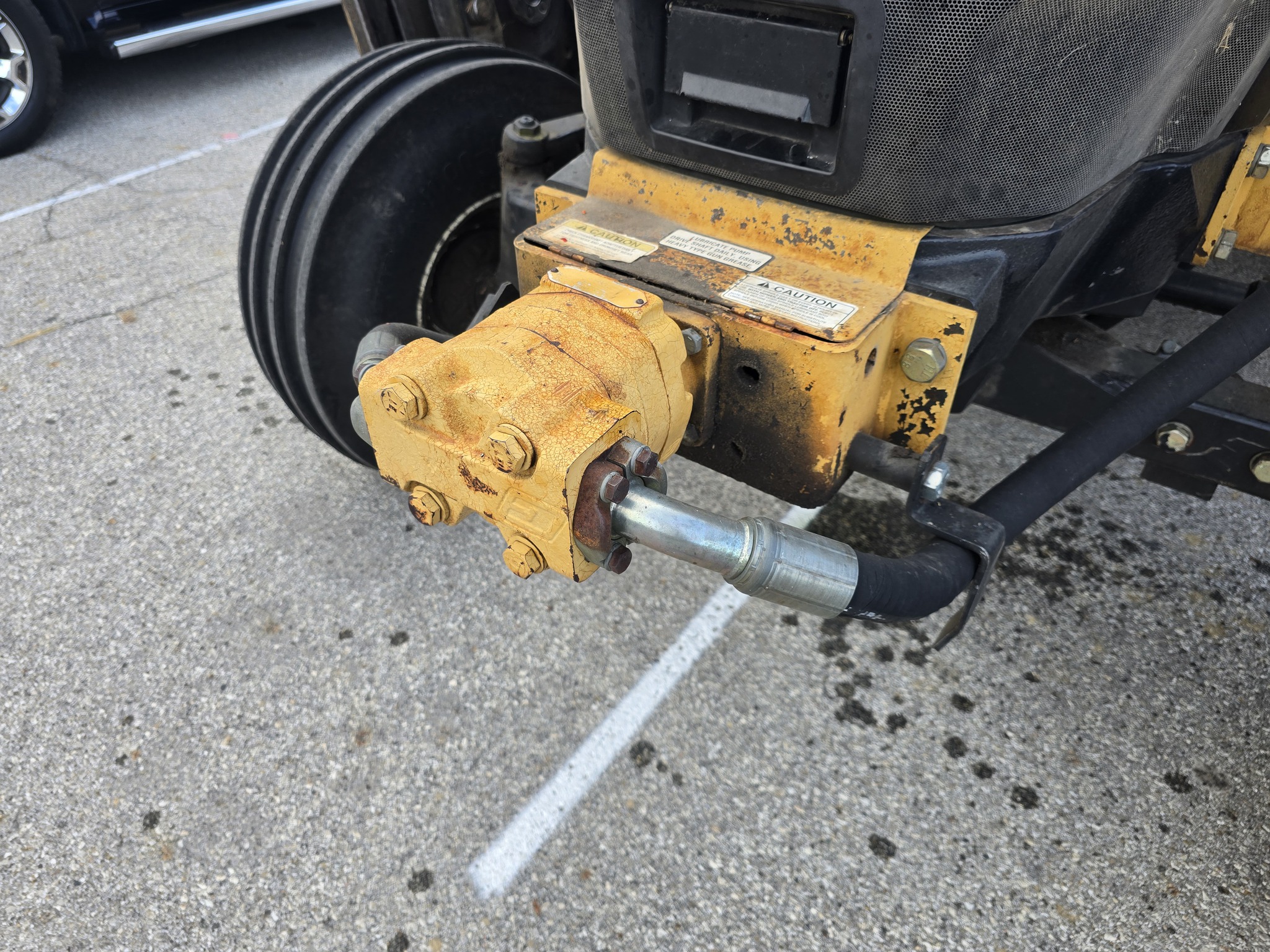 2005 New Holland TS115A Std.Cab Image 11