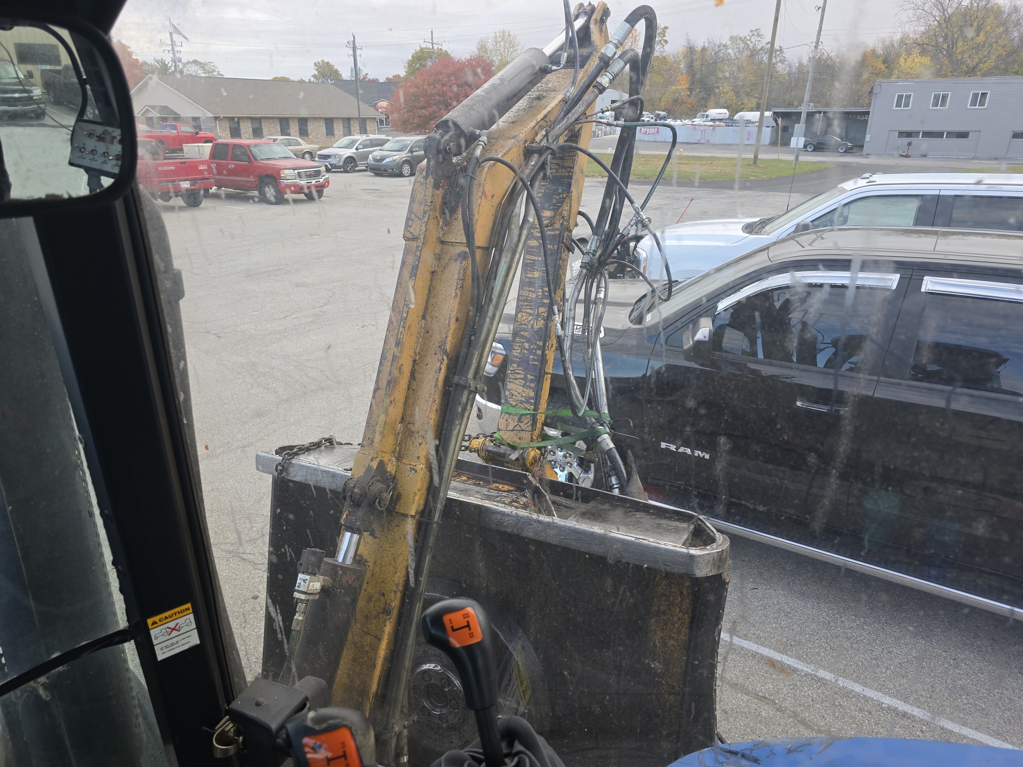 2005 New Holland TS115A Std.Cab Image 24