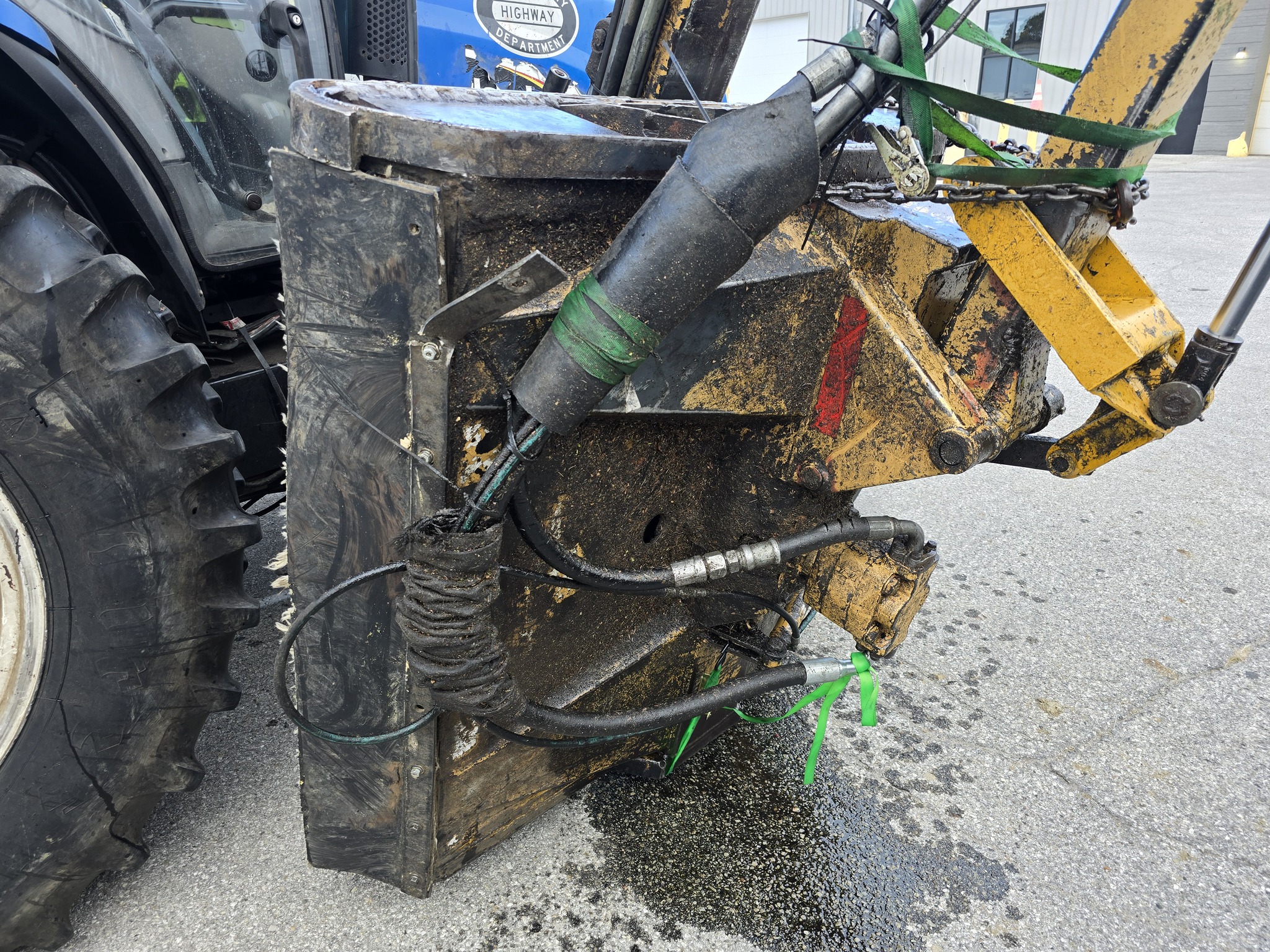 2005 New Holland TS115A Std.Cab Image 35