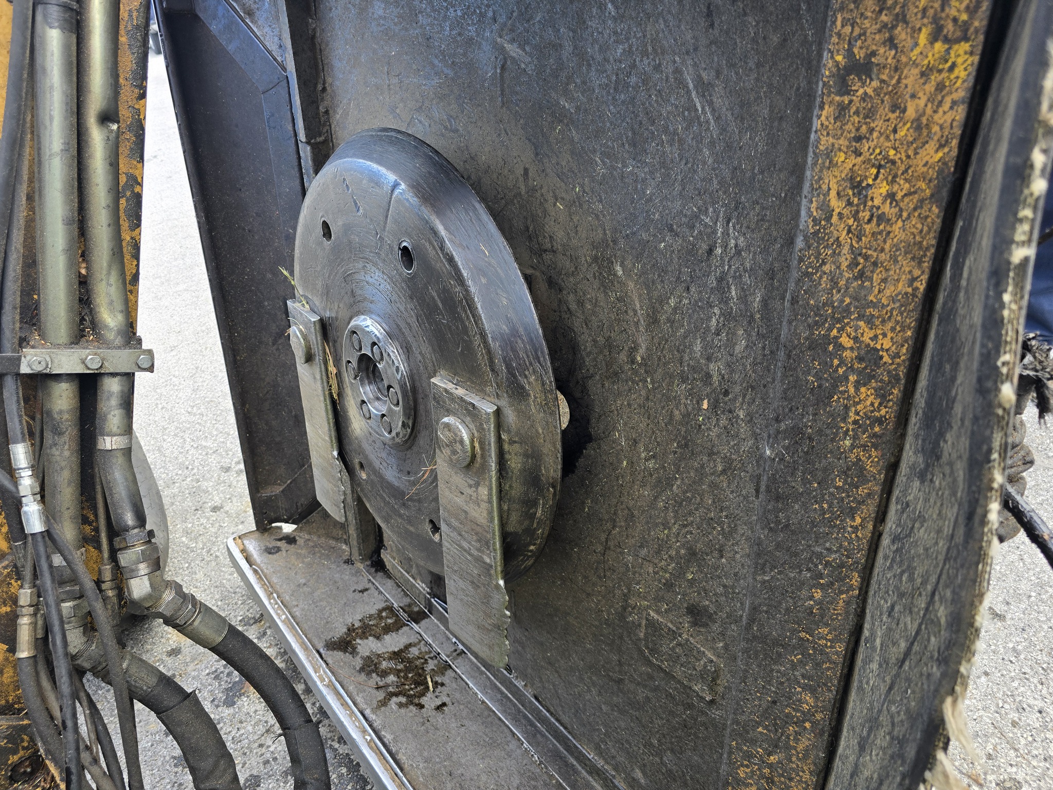 2005 New Holland TS115A Std.Cab Image 36