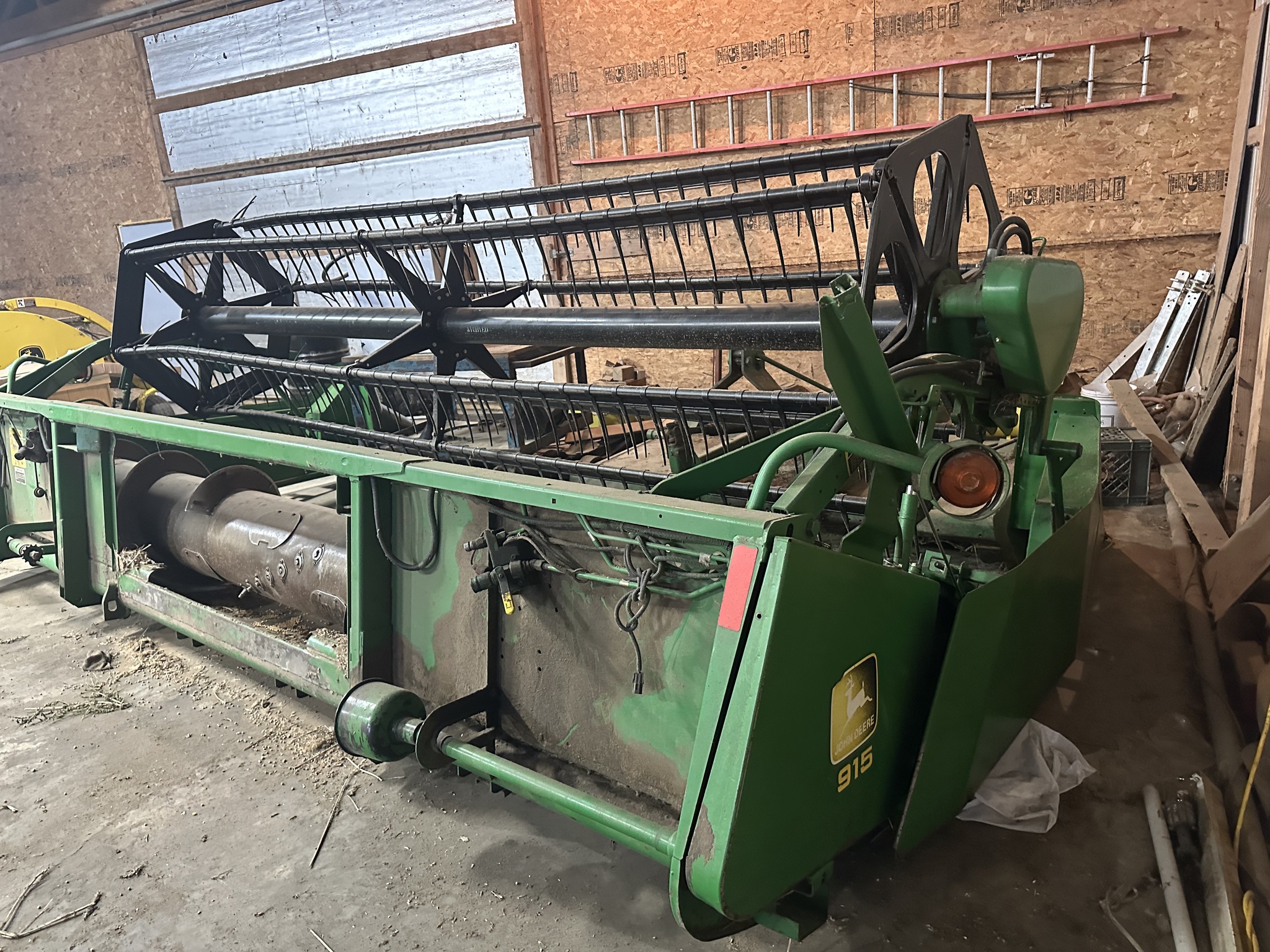 1994 John Deere 915 Image 2