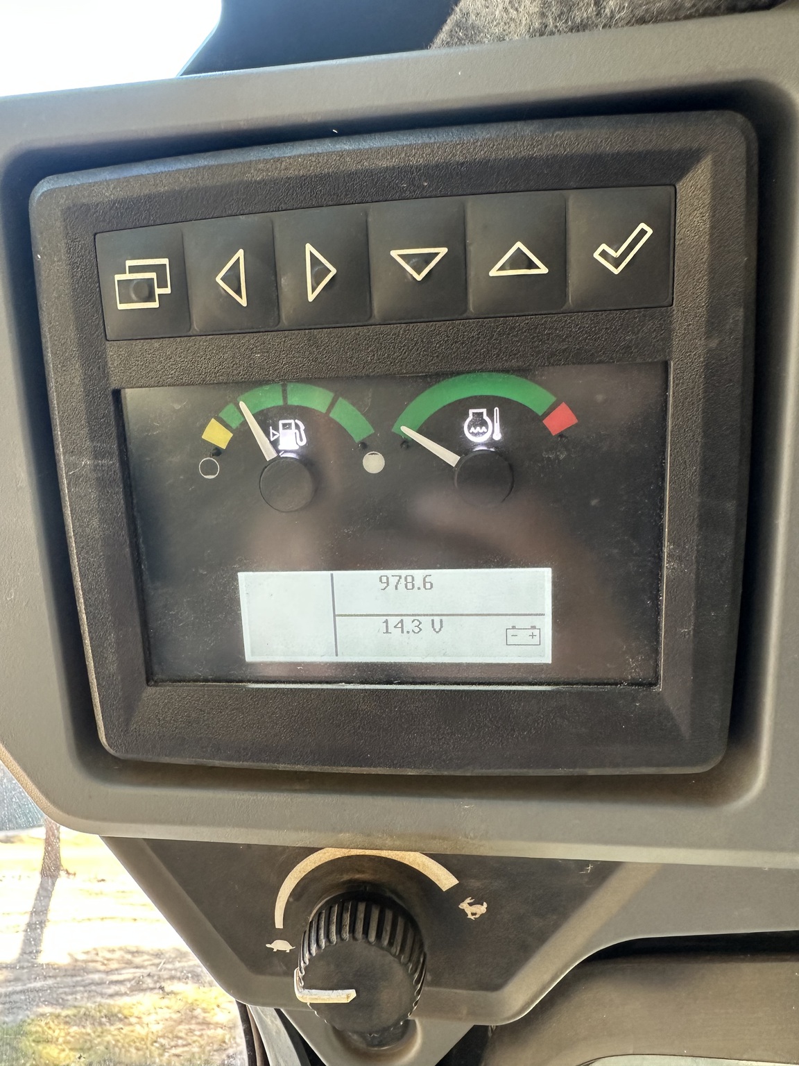 2024 John Deere 331 P Image 5