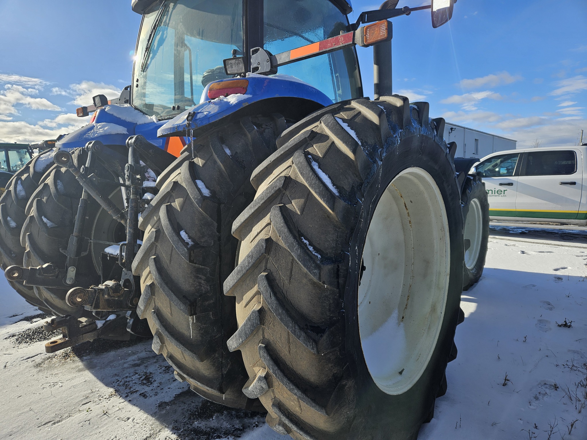 2003 New Holland TG230 Image 4