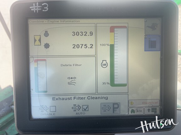 Photo of 2015 John Deere S690