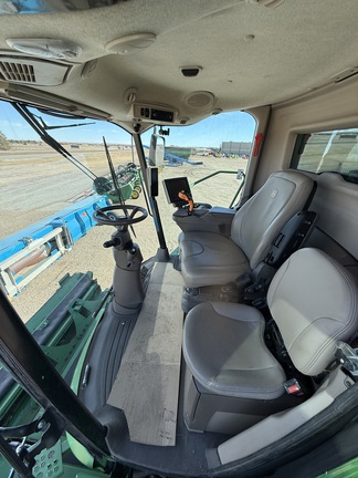 2019 John Deere S780 (19th thumbnail)
