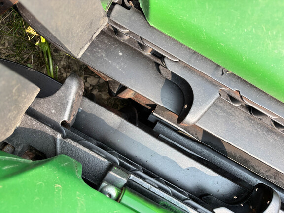 Used 2023 John Deere C16F Corn and Row Crop headers at Koenig Equipment in Anna, OH - Photo15