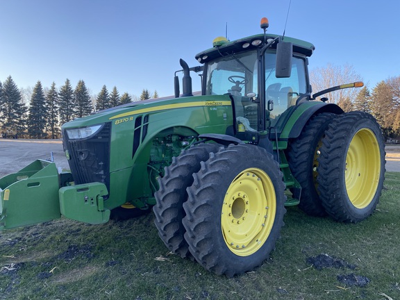  John Deere 8370R