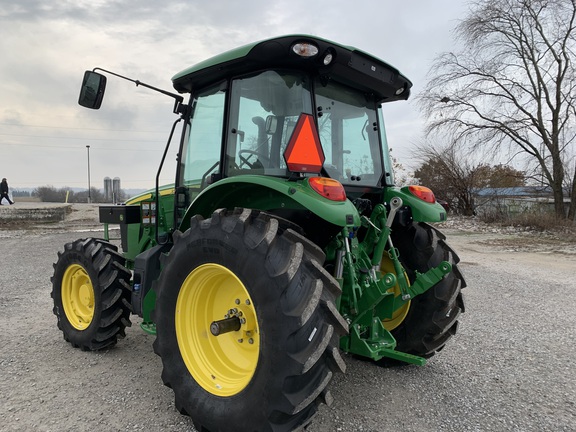 Photo of 2025 John Deere 5130M