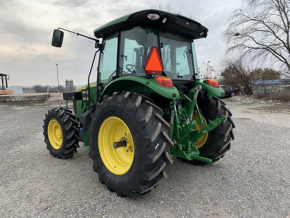 Photo of 2025 John Deere 5130M
