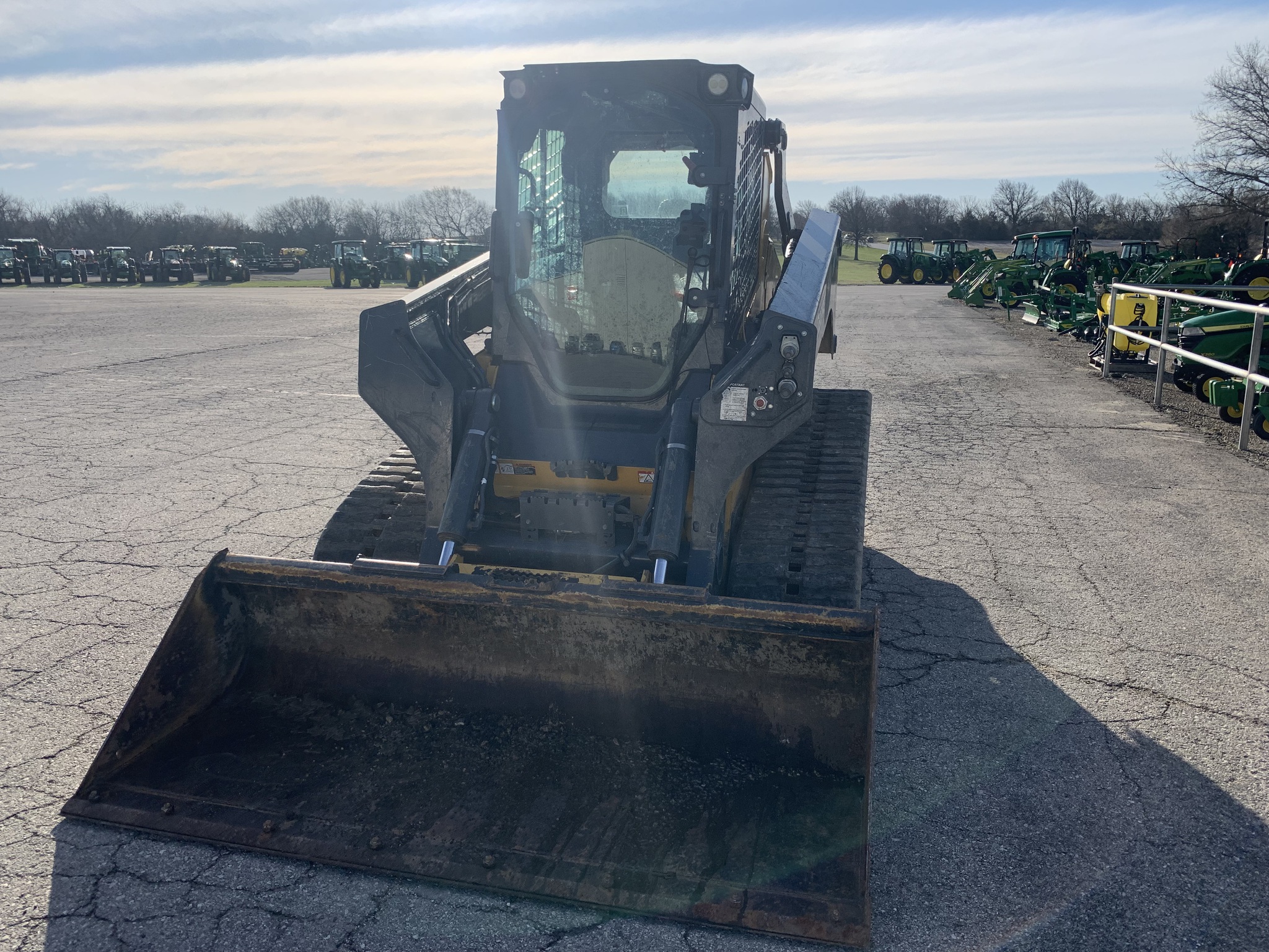  2023 John Deere 331G at Heritage Tractor in Baldwin City, KS