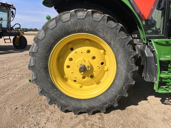 2024 John Deere 6140M - Photo15