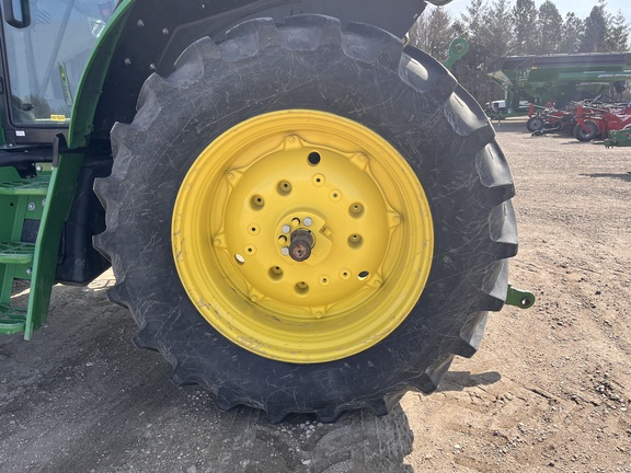 2024 John Deere 6140M - Photo18