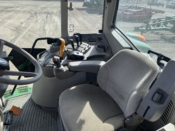 2024 John Deere 6140M - Photo33