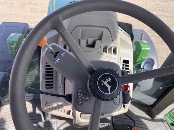 2024 John Deere 6140M - Photo34