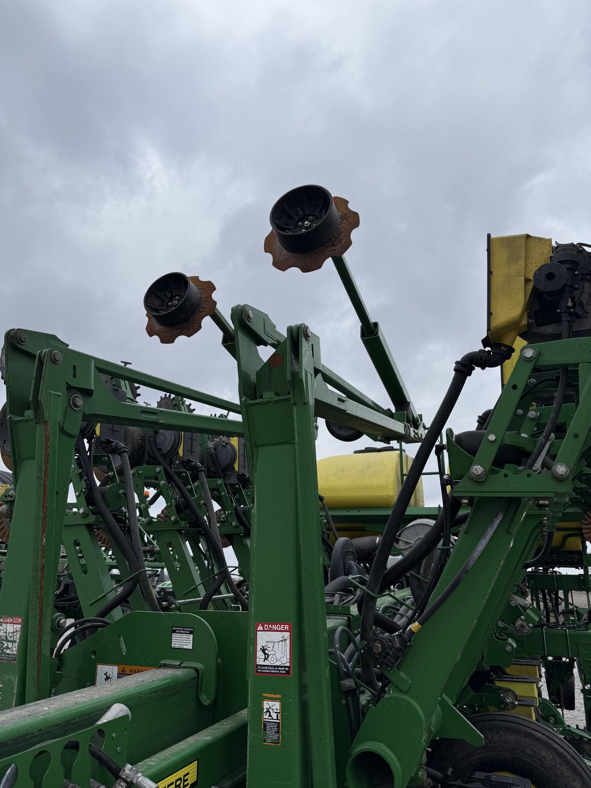 2015 John Deere 1795 Image 11