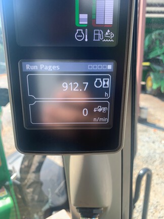 2022 John Deere 6130M Photo 2