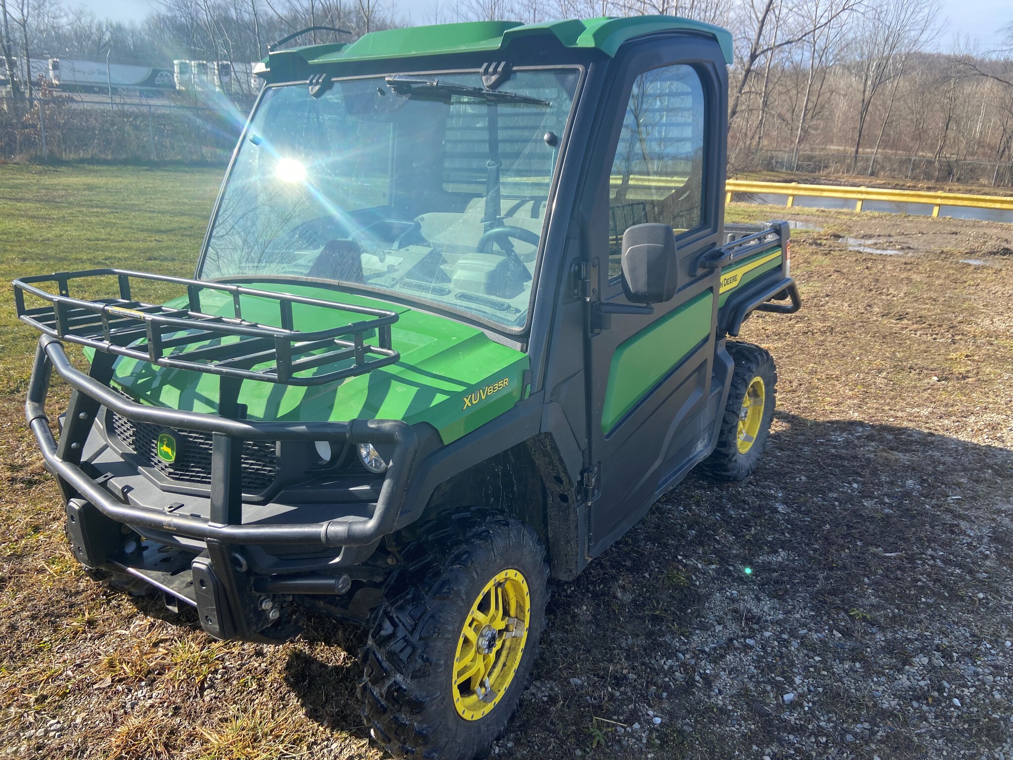 2023 John Deere XUV 835R Image 5