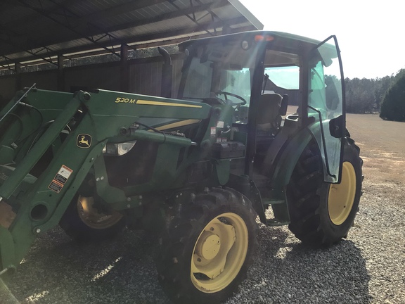 2019 John Deere 5075E Photo 1