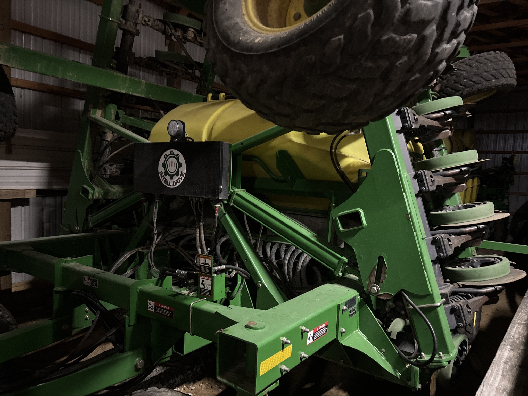 Used 2007 John Deere 1990 Air Drills and Seeders at Koenig Equipment in Oxford, OH - PhotoXL1