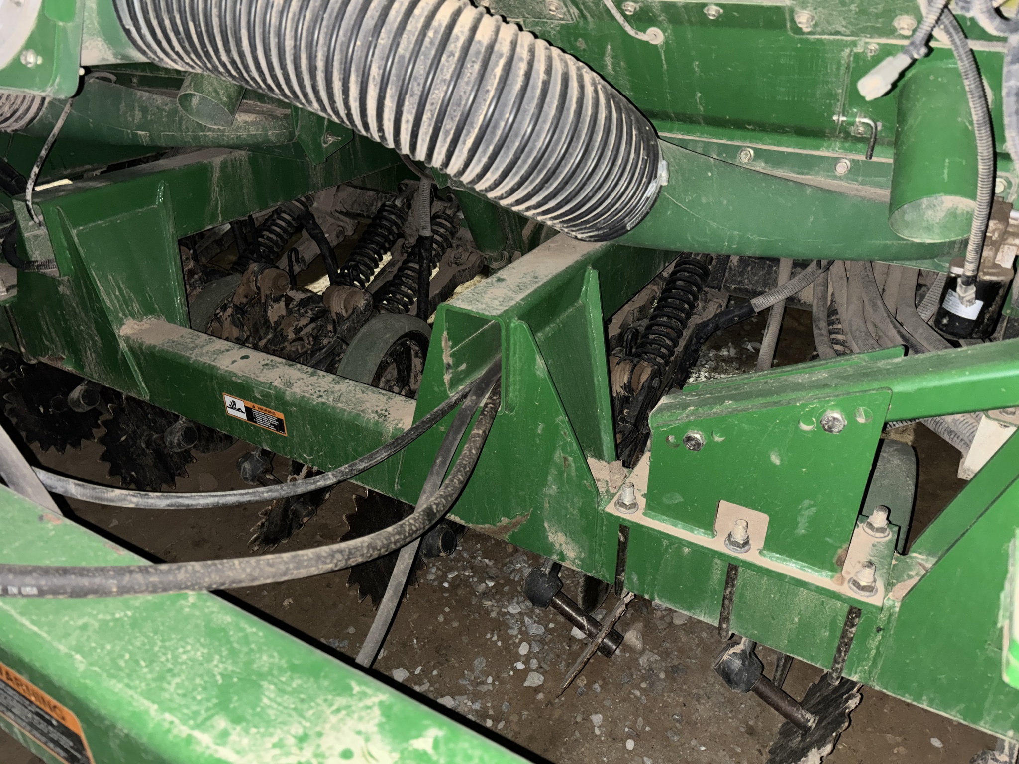 Used 2007 John Deere 1990 Air Drills and Seeders at Koenig Equipment in Oxford, OH - PhotoXL16
