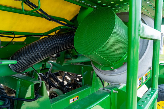 Used 2007 John Deere 1990 Air Drills and Seeders at Koenig Equipment in Anna, OH - Photo15