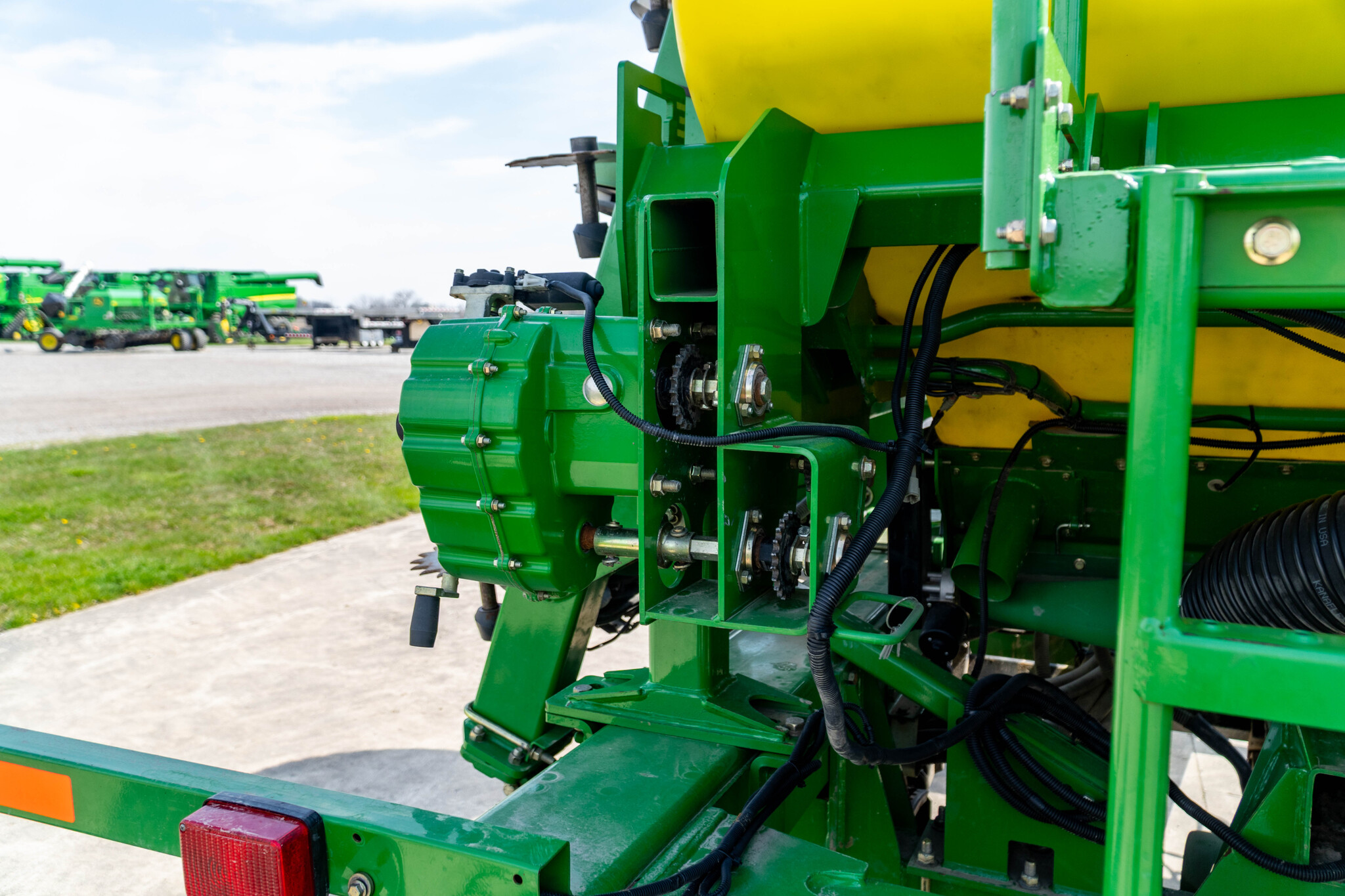 Used 2007 John Deere 1990 Air Drills and Seeders at Koenig Equipment in Anna, OH - PhotoXL13