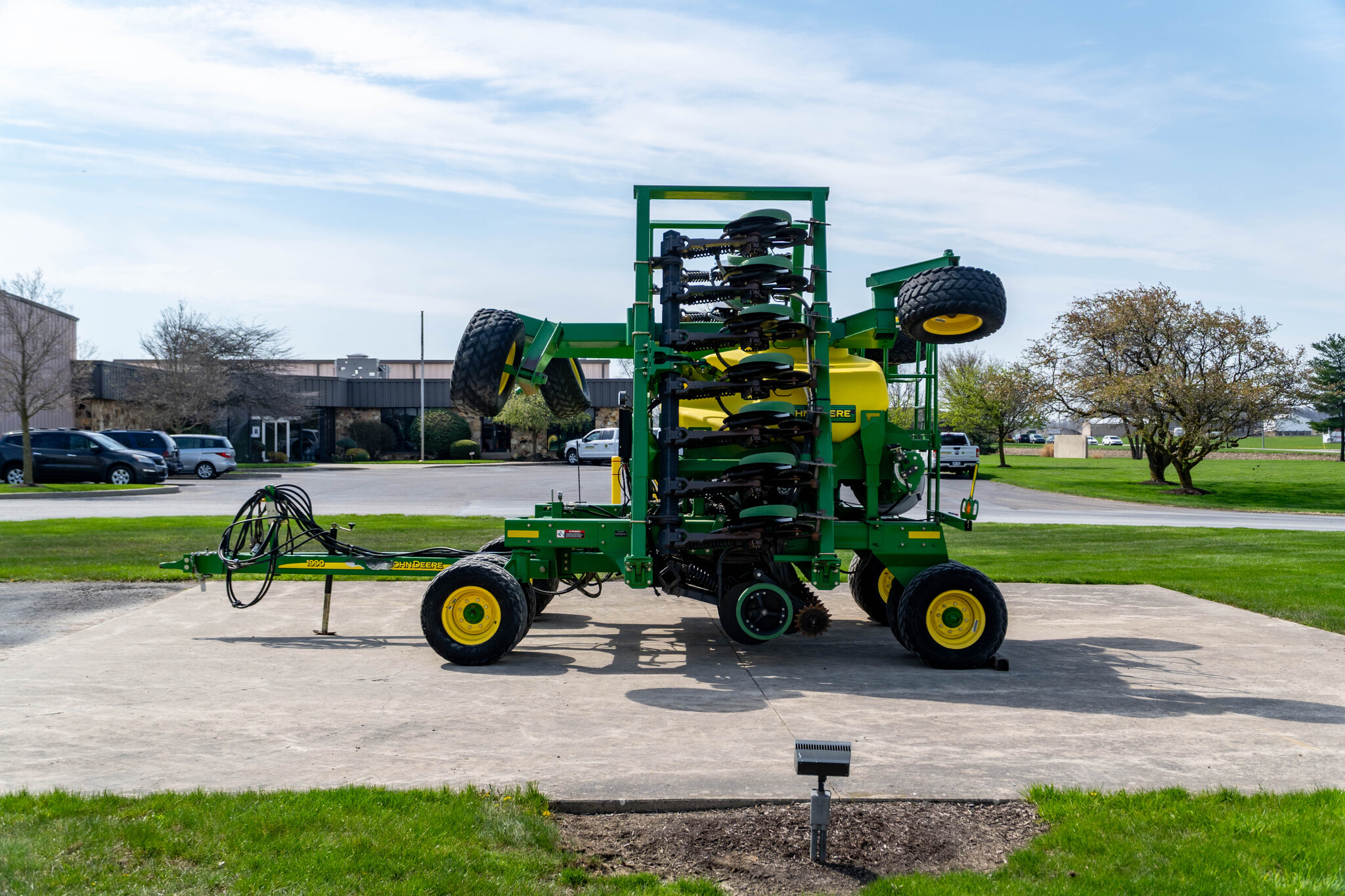 Used 2007 John Deere 1990 Air Drills and Seeders at Koenig Equipment in Anna, OH - PhotoXL3