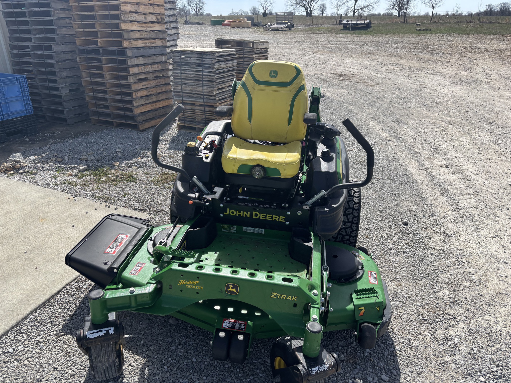  2023 John Deere Z950M at Heritage Tractor in Clinton, MO