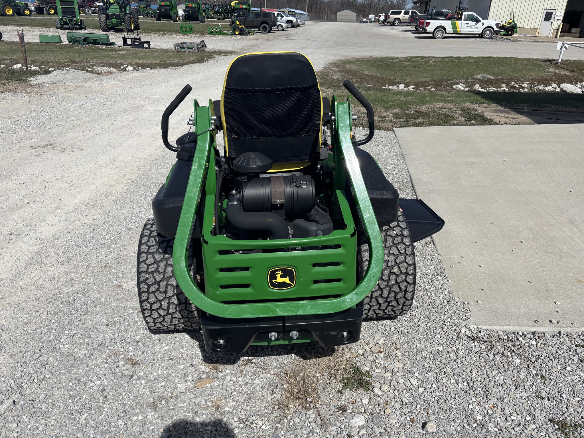  2023 John Deere Z950M at Heritage Tractor in Clinton, MO