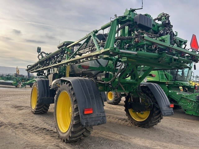 2025 John Deere 412R Image 3