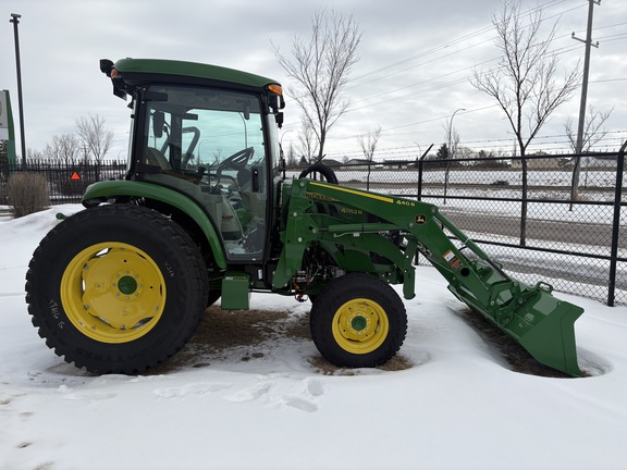  John Deere 4052R