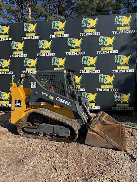 2024 John Deere 317G Image 1
