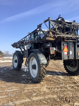 Photo of 2004 AGCO Willmar 8500