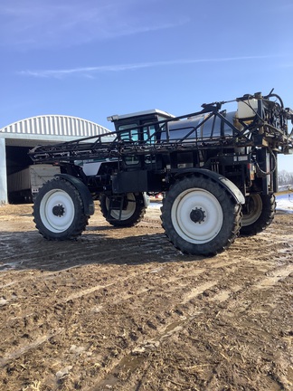 Photo of 2004 AGCO Willmar 8500