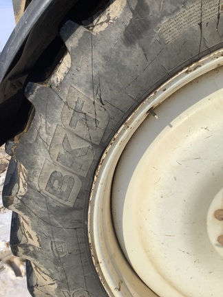 Photo of 2004 AGCO Willmar 8500