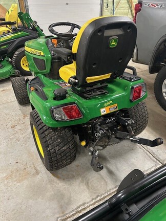 Photo of 2023 John Deere X730