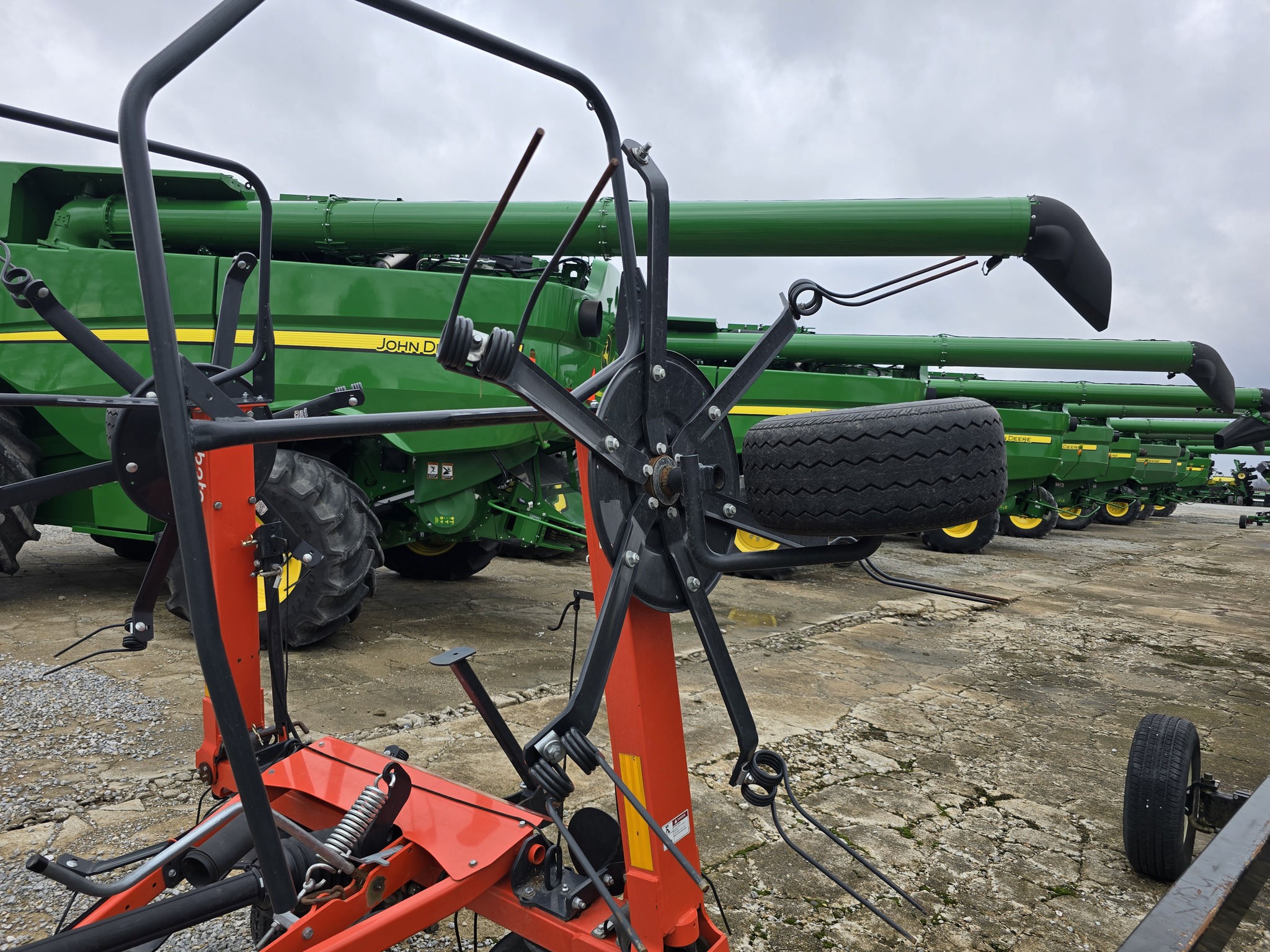 2022 Kubota TE4052T Image 11