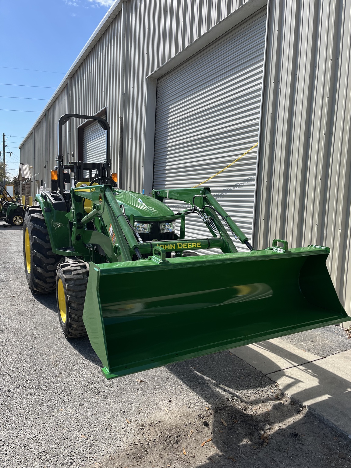 2026 John Deere 4044M Image 7